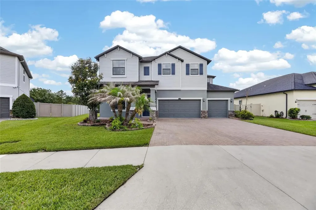 2905 Hilliard Drive Wesley Chapel FL 33543