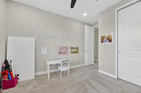 2905 Hilliard Drive Wesley Chapel FL 33543