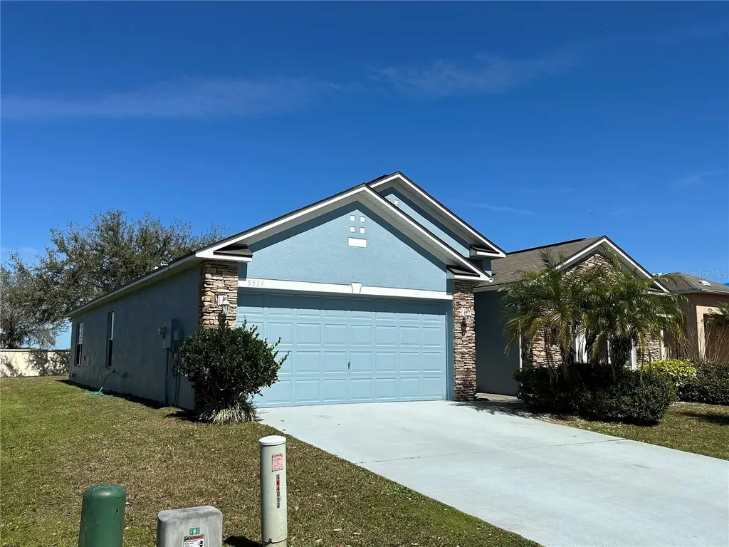 5539 Sycamore Canyon Drive Kissimmee FL 34758