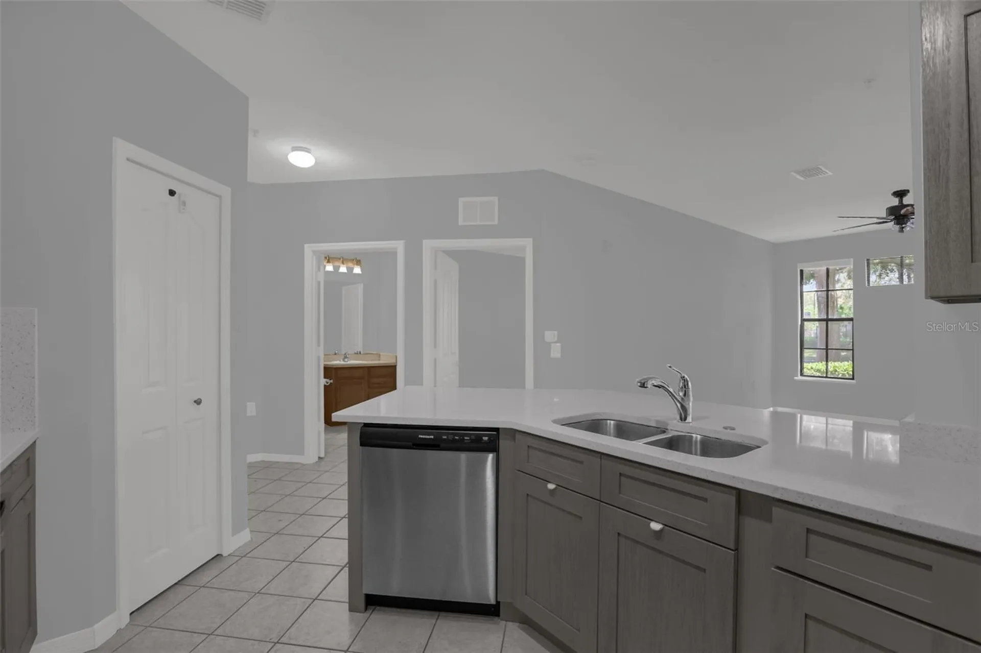 6177 Metrowest Boulevard Orlando FL 32835