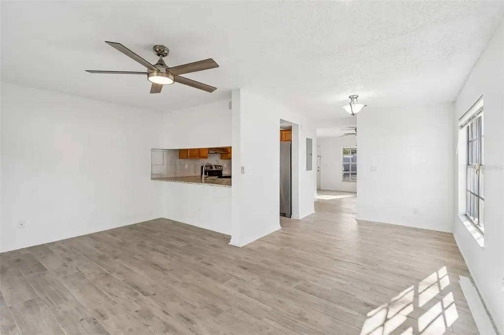 5182 Sunridge Palms Drive Tampa FL 33617