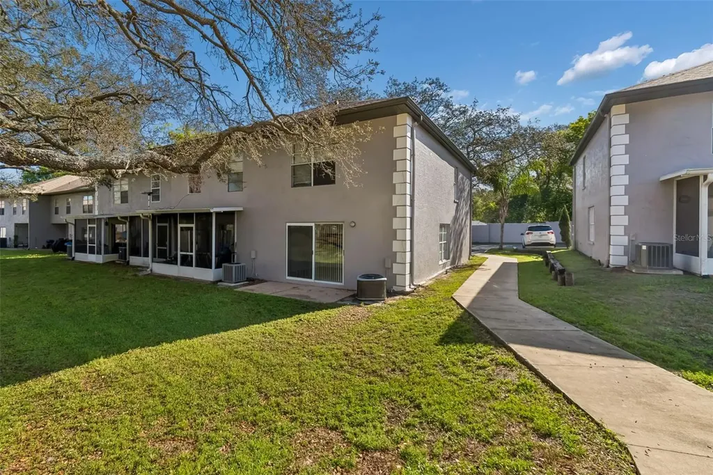 5182 Sunridge Palms Drive Tampa FL 33617