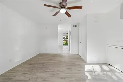 5182 Sunridge Palms Drive Tampa FL 33617