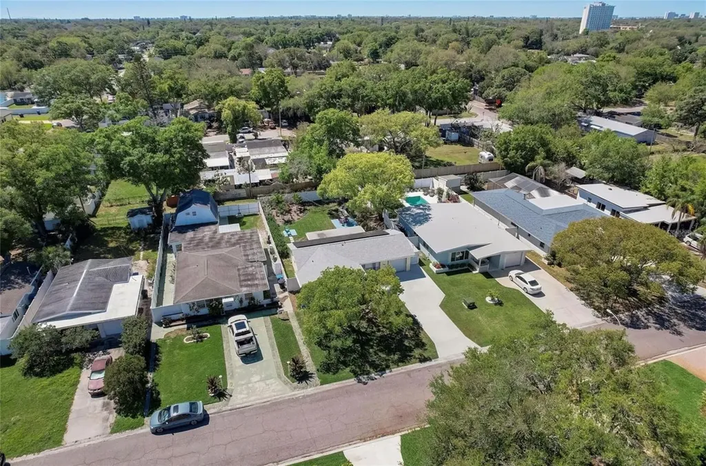 5428 7th Avenue N St Petersburg FL 33710