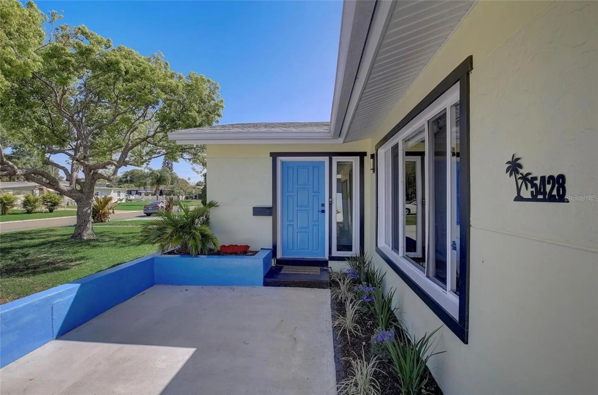 5428 7th Avenue N St Petersburg FL 33710