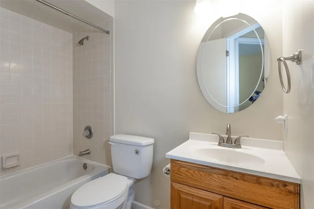 18 Salisbury Court Palm Coast FL 32137