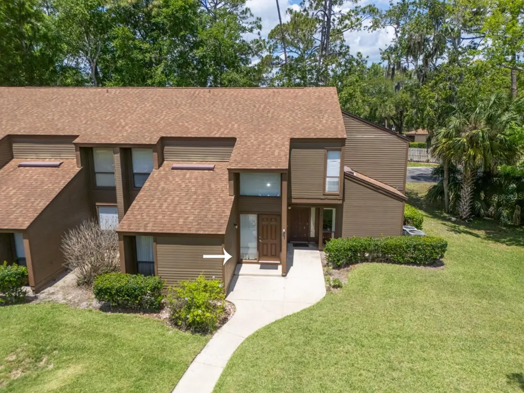 18 Salisbury Court Palm Coast FL 32137