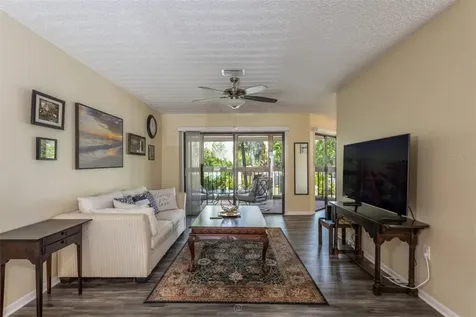18 Salisbury Court Palm Coast FL 32137