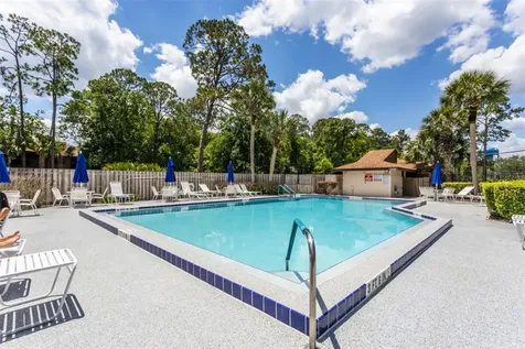 18 Salisbury Court Palm Coast FL 32137