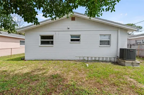 1735 Mississippi Avenue NE St Petersburg FL 33703