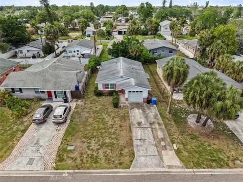 1735 Mississippi Avenue NE St Petersburg FL 33703