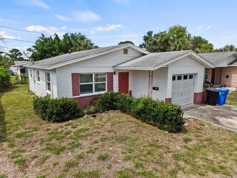 1735 Mississippi Avenue NE St Petersburg FL 33703