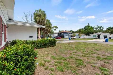1735 Mississippi Avenue NE St Petersburg FL 33703