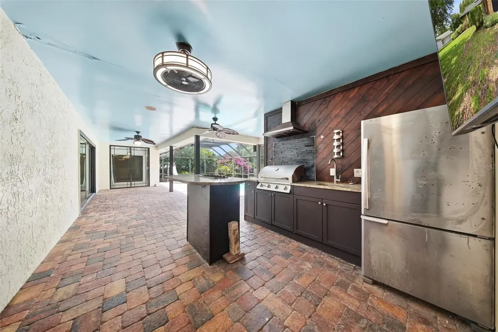 1135 Wisper Run Court Lutz FL 33558