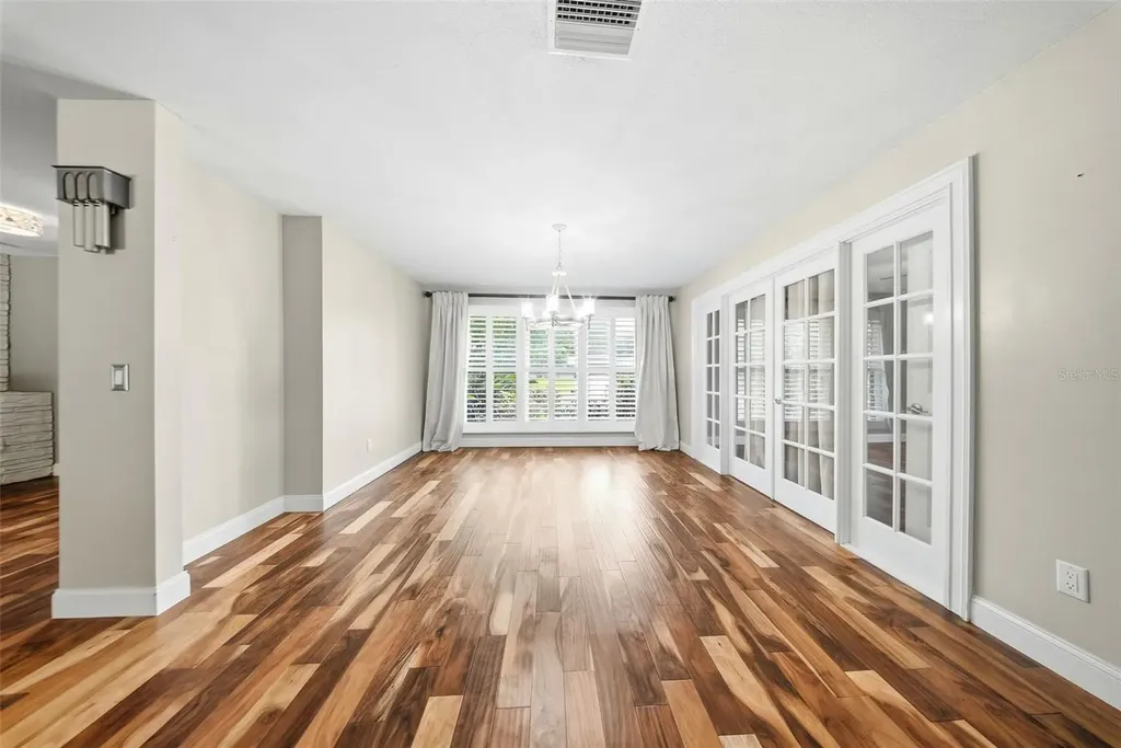 1135 Wisper Run Court Lutz FL 33558