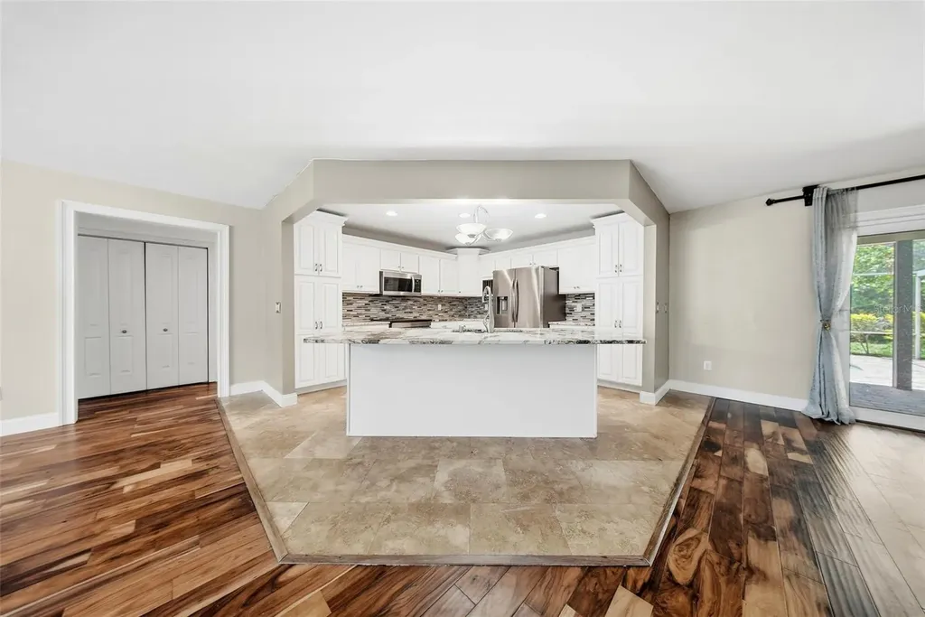 1135 Wisper Run Court Lutz FL 33558