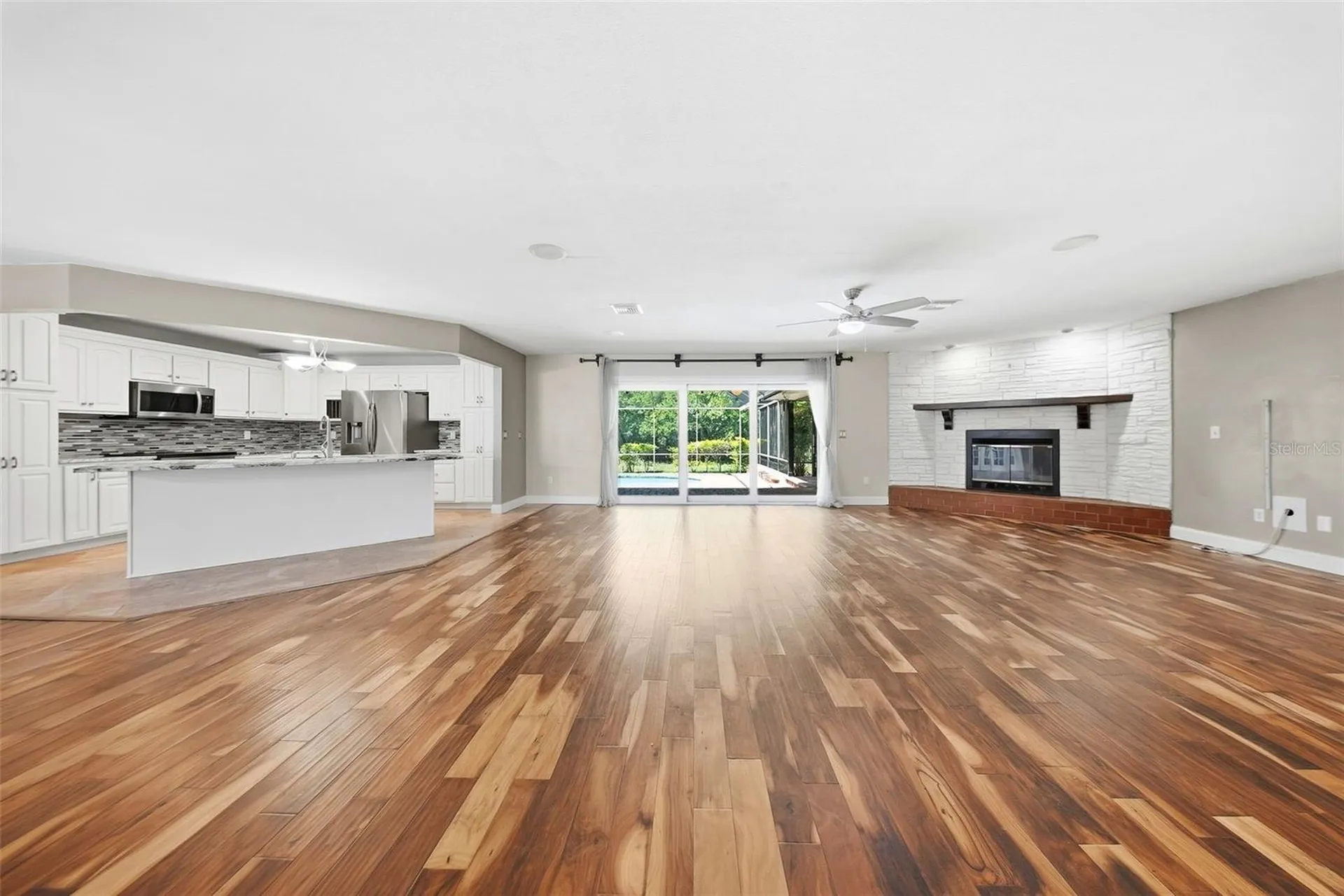 1135 Wisper Run Court Lutz FL 33558