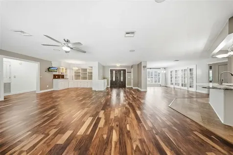 1135 Wisper Run Court Lutz FL 33558