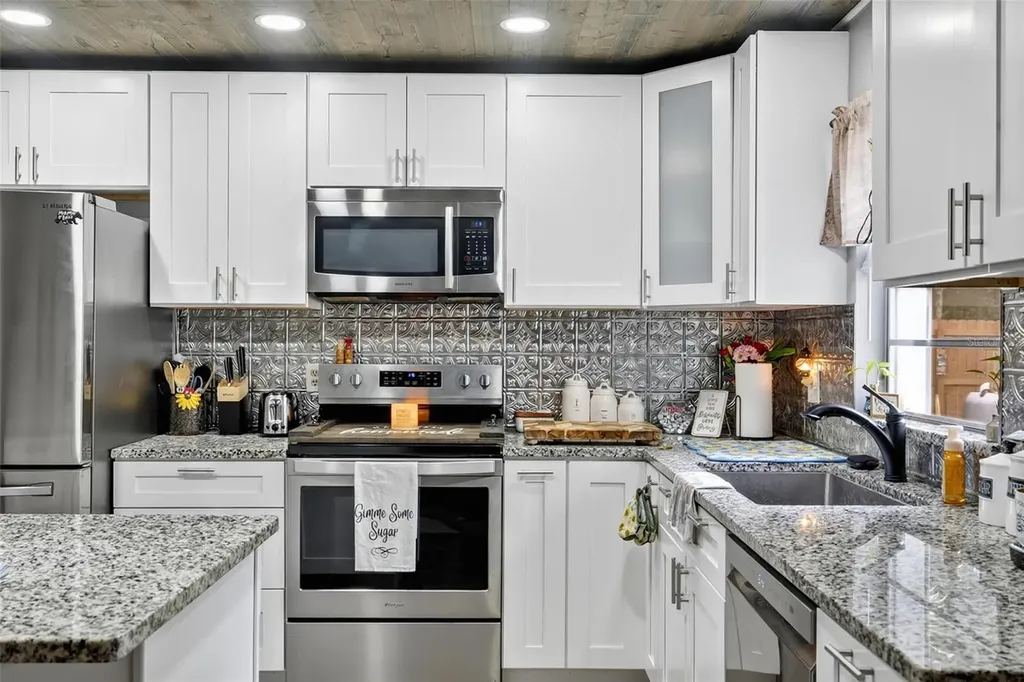 3747 Hugh Street Port Orange FL 32129