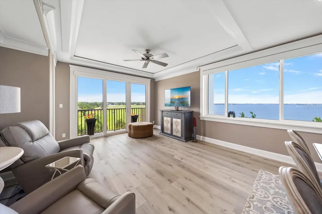 4 Belleview Boulevard Belleair FL 33756