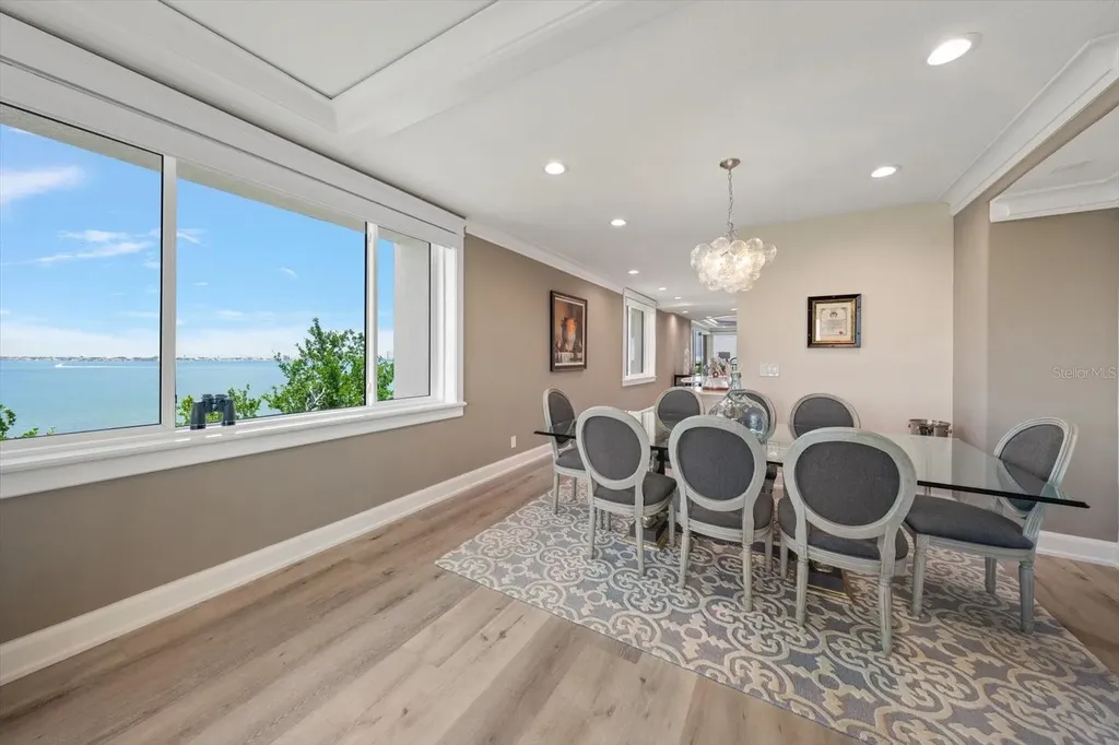 4 Belleview Boulevard Belleair FL 33756