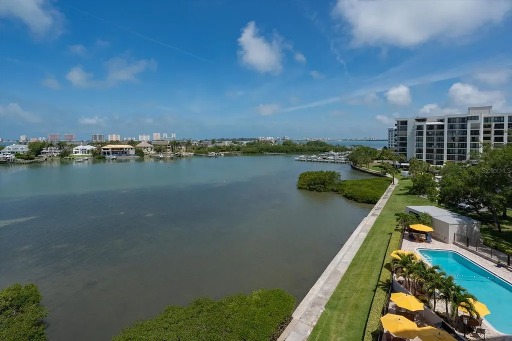 4 Belleview Boulevard Belleair FL 33756