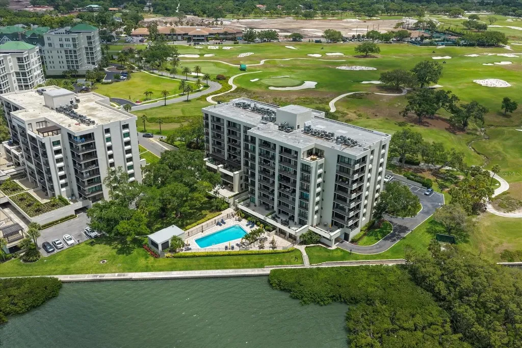 4 Belleview Boulevard Belleair FL 33756