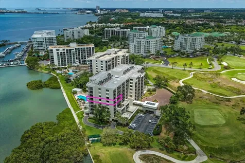 4 Belleview Boulevard Belleair FL 33756