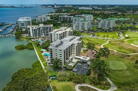 4 Belleview Boulevard Belleair FL 33756