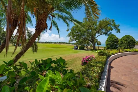 4 Belleview Boulevard Belleair FL 33756