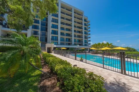 4 Belleview Boulevard Belleair FL 33756