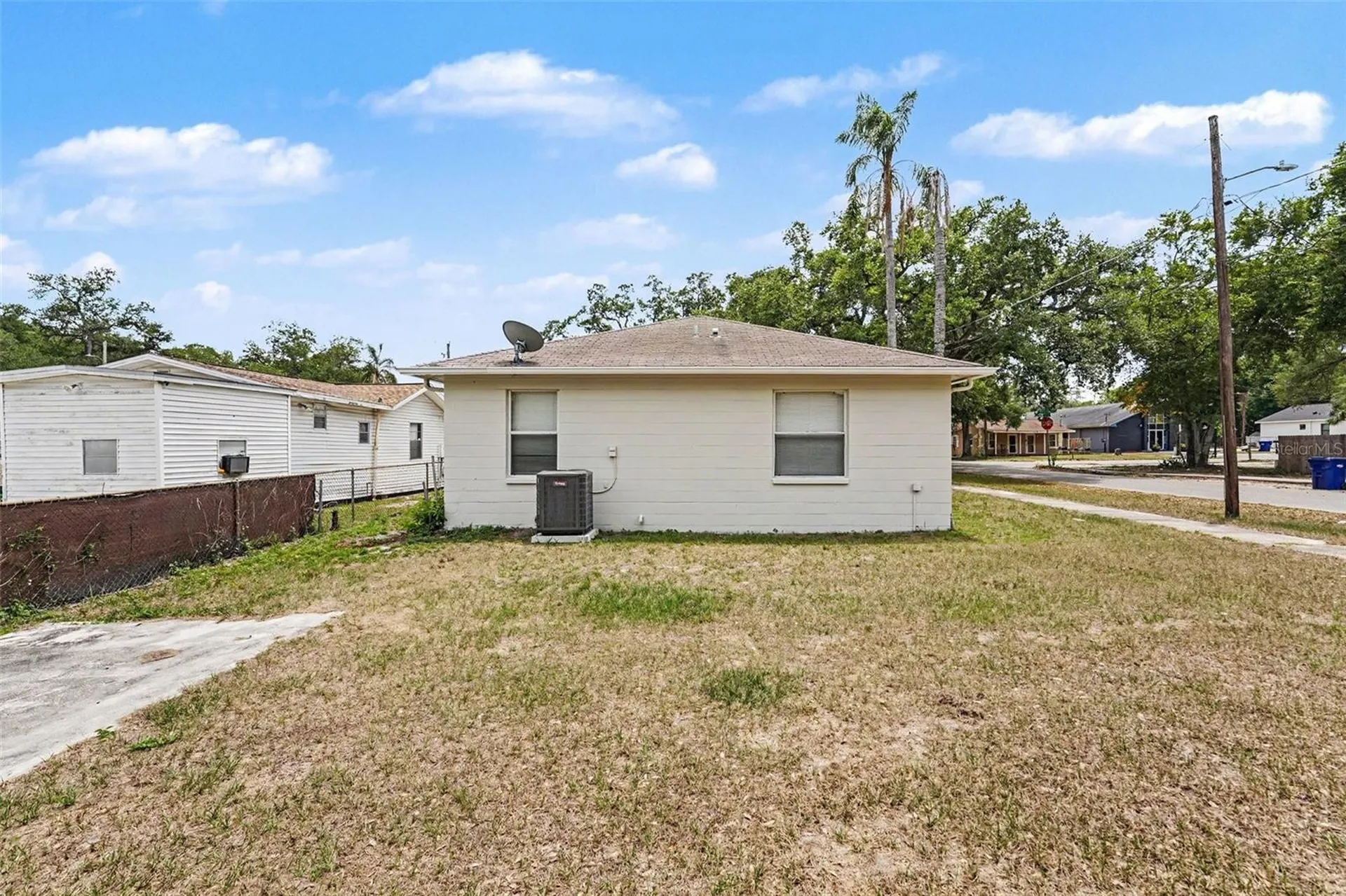1602 E North Bay Street Tampa FL 33610