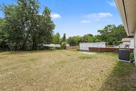 1602 E North Bay Street Tampa FL 33610