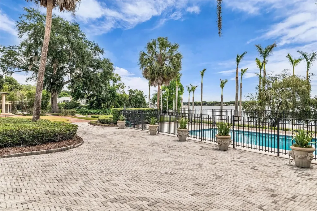 1530 Waterwitch Drive Orlando FL 32806