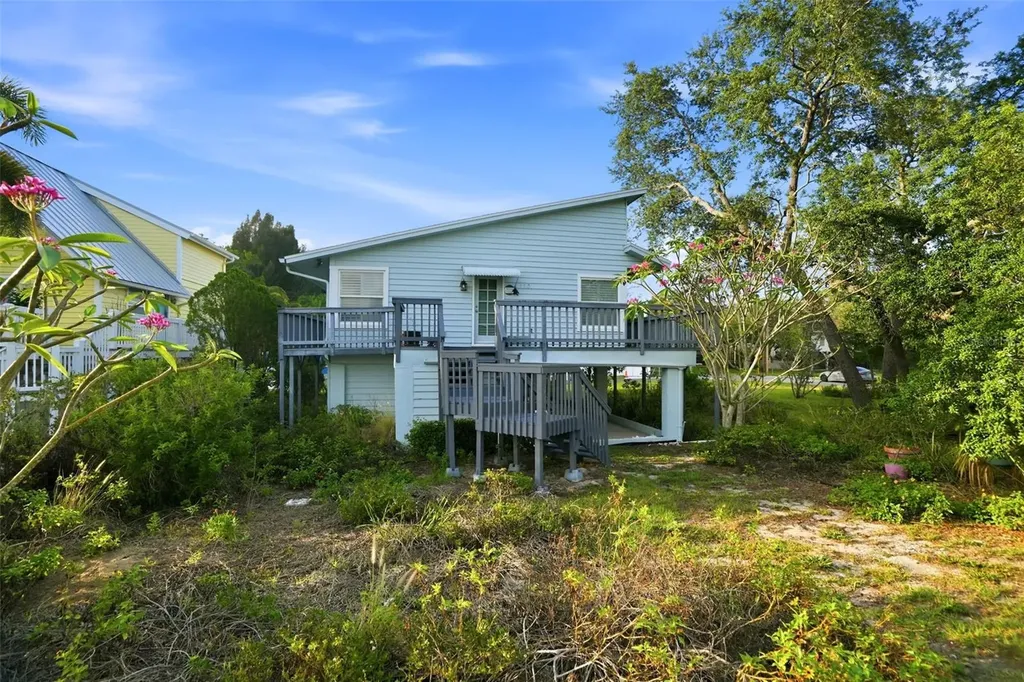 110 Georgia Ave. Avenue Crystal Beach FL 34681