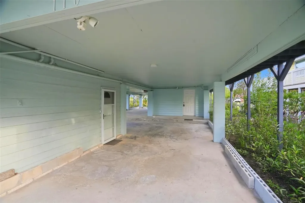 110 Georgia Ave. Avenue Crystal Beach FL 34681