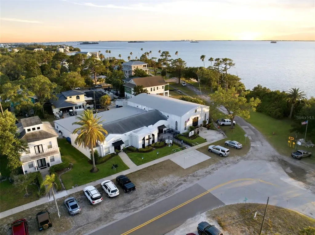 110 Georgia Ave. Avenue Crystal Beach FL 34681