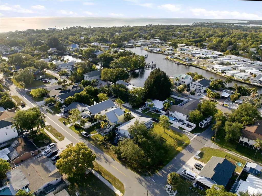 110 Georgia Ave. Avenue Crystal Beach FL 34681