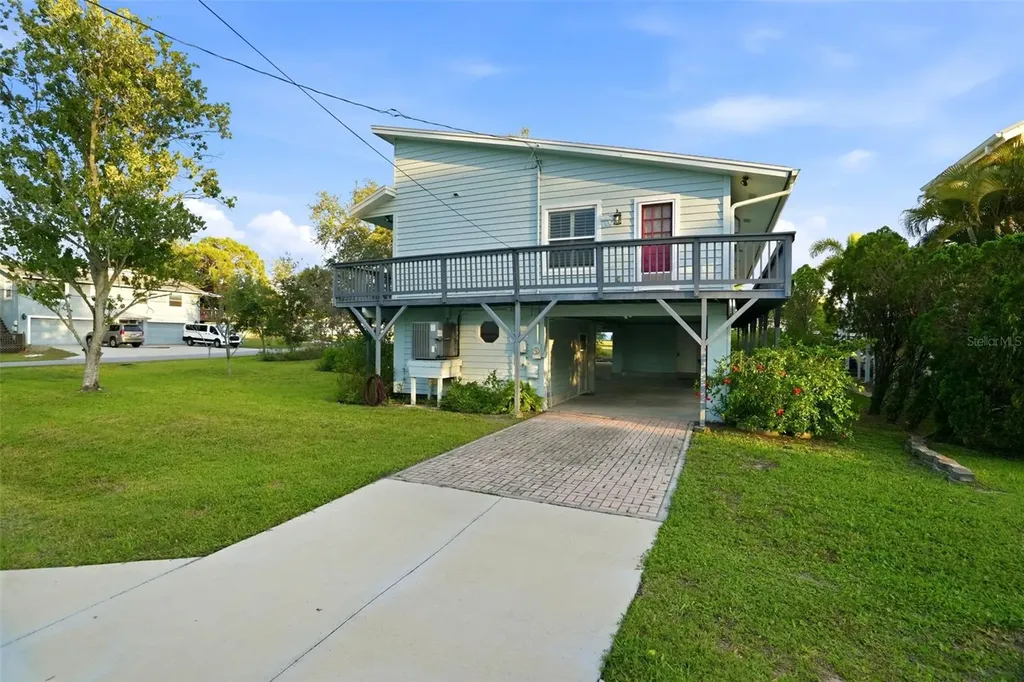 110 Georgia Ave. Avenue Crystal Beach FL 34681