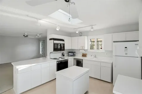 110 Georgia Ave. Avenue Crystal Beach FL 34681