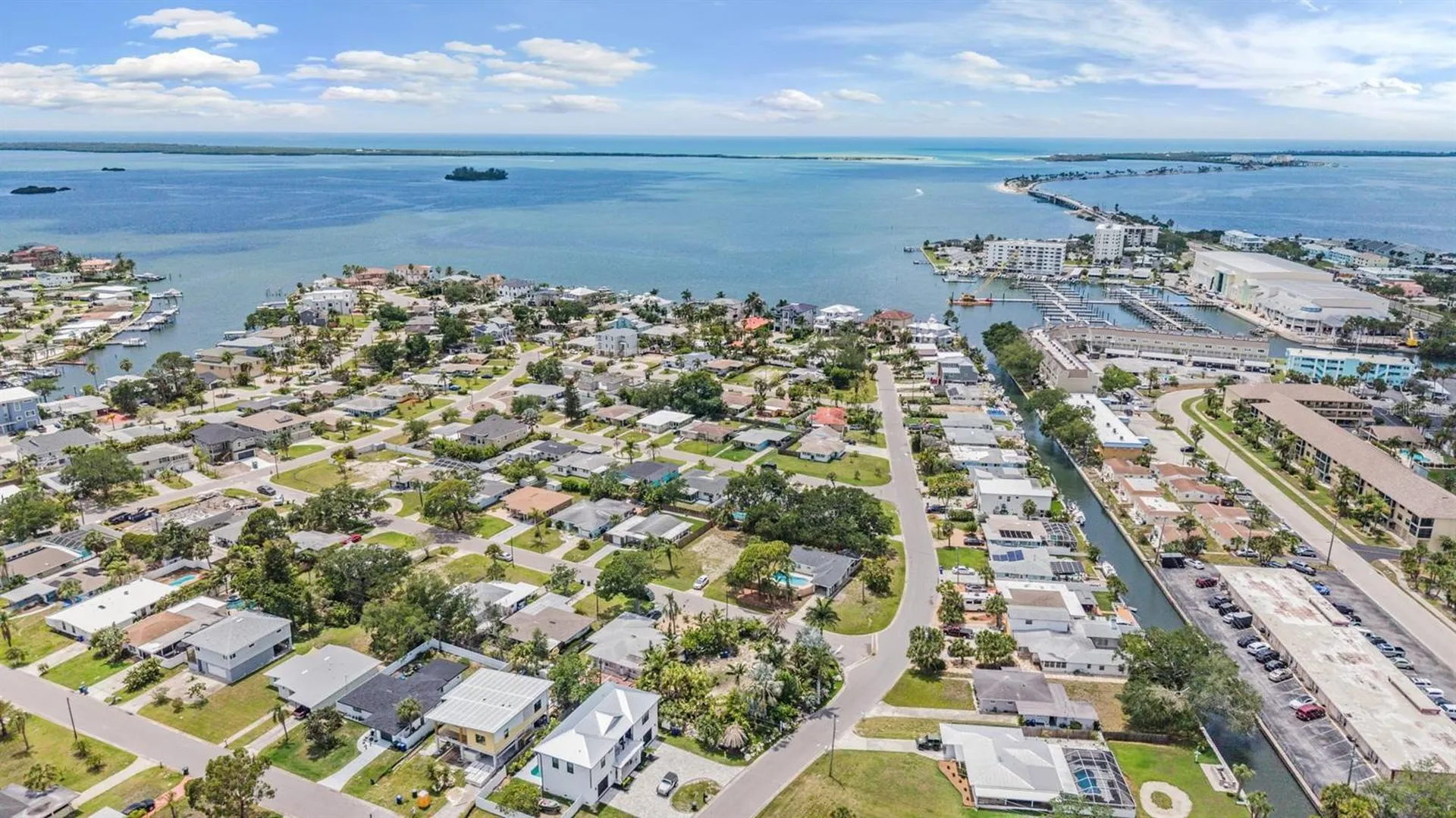 591 Baywood Drive N Dunedin FL 34698