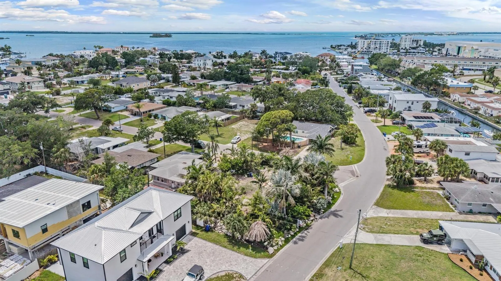591 Baywood Drive N Dunedin FL 34698