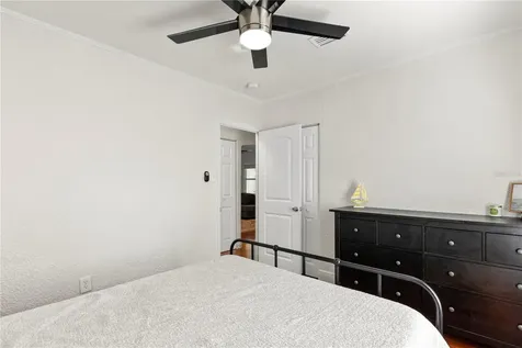2013 E Henry Avenue Tampa FL 33610