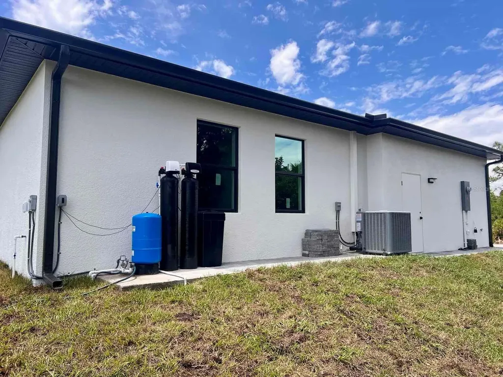 9245 Boca Grande Avenue Englewood FL 34224