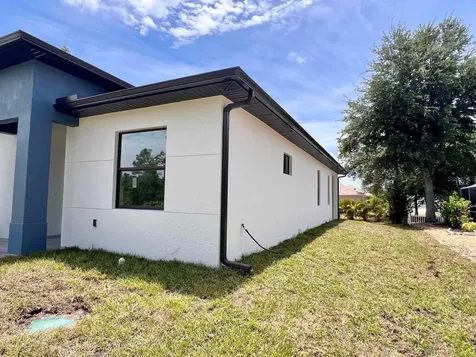 9245 Boca Grande Avenue Englewood FL 34224