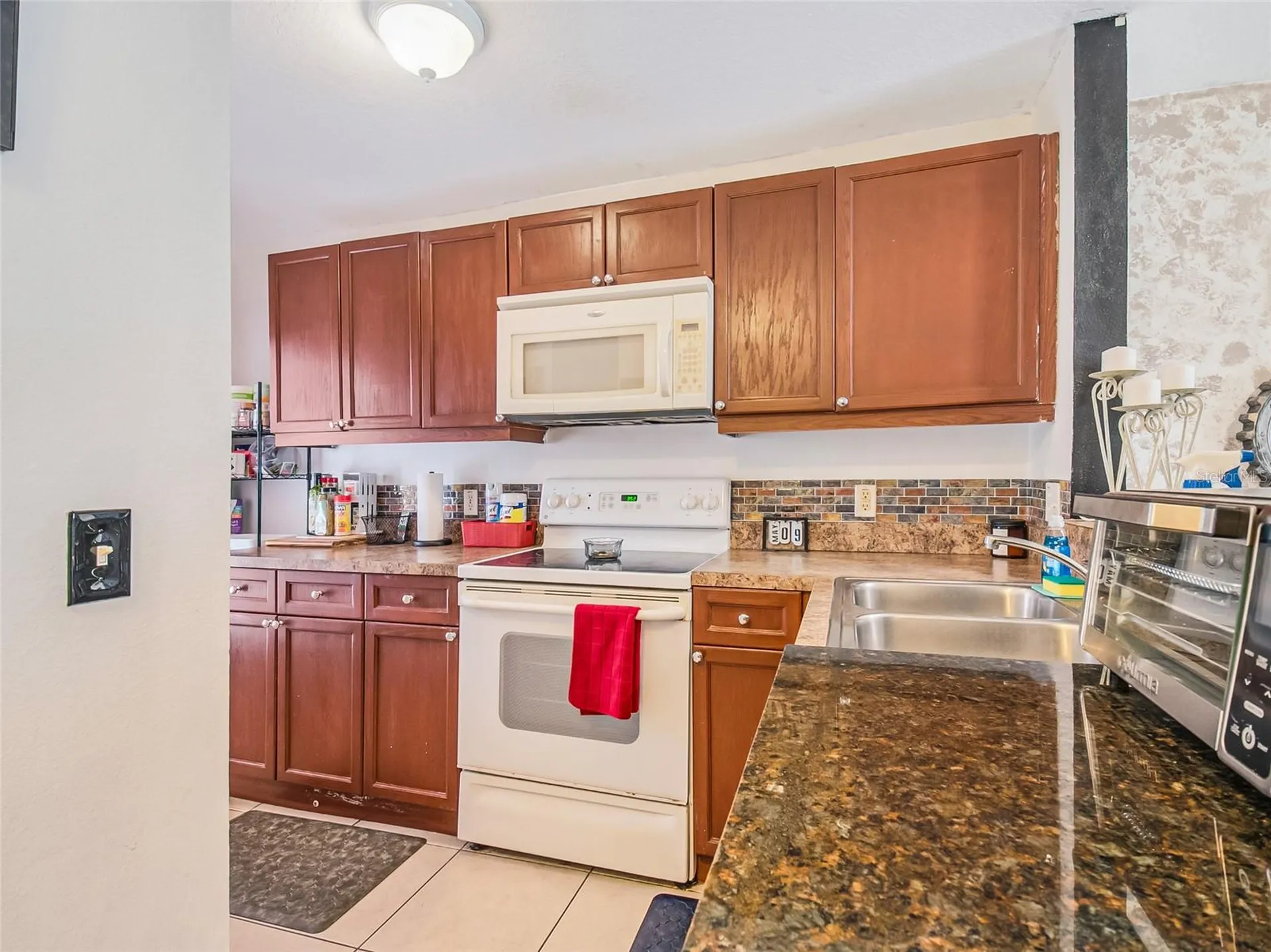 261 Autumn Lane Kissimmee FL 34743