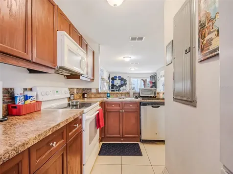 261 Autumn Lane Kissimmee FL 34743