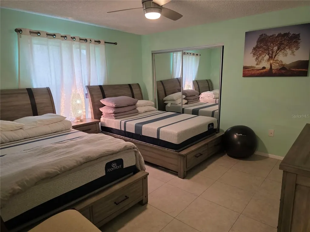 3607 Avenida Madera Bradenton FL 34210