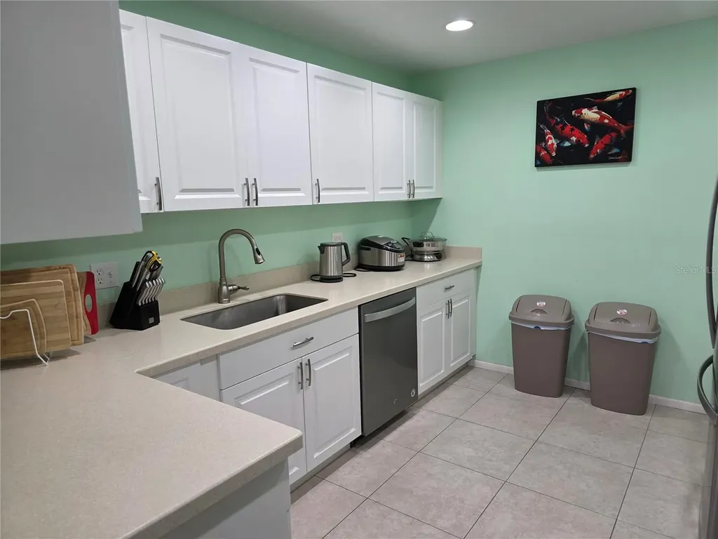 3607 Avenida Madera Bradenton FL 34210