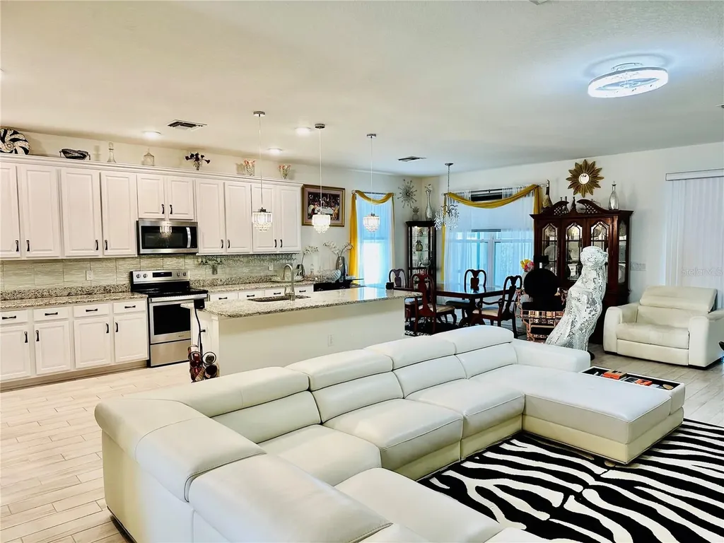 944 Old Windsor Way Spring Hill FL 34609